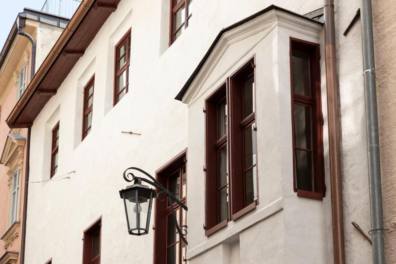 Roessl Bianco B&B&B Merano Bagian luar foto