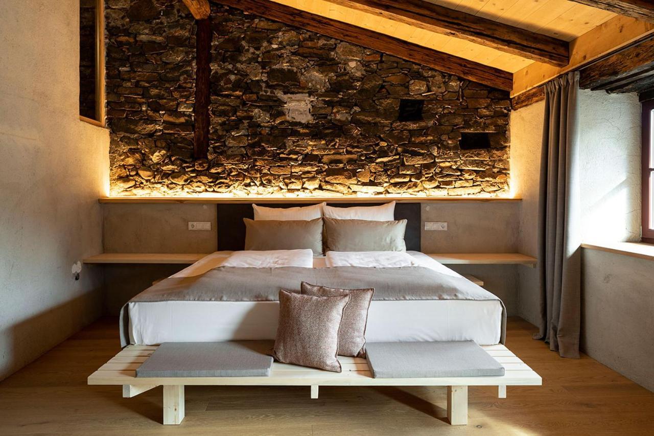 Roessl Bianco B&B&B Merano Bagian luar foto