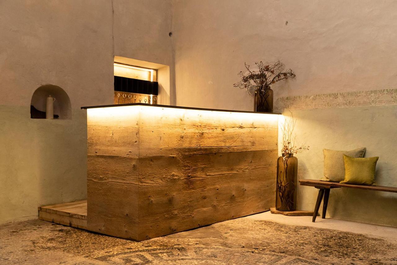 Roessl Bianco B&B&B Merano Bagian luar foto