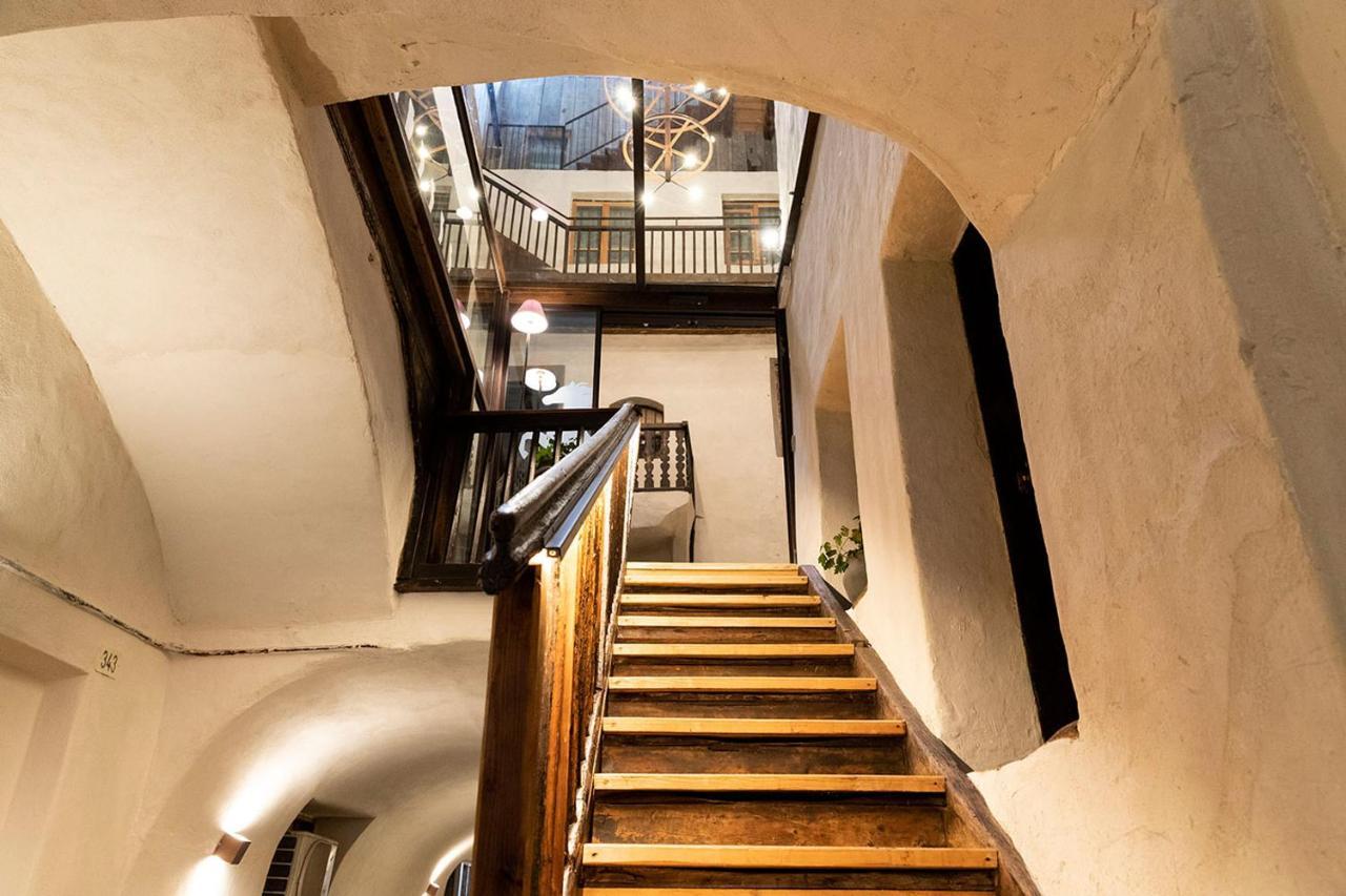 Roessl Bianco B&B&B Merano Bagian luar foto