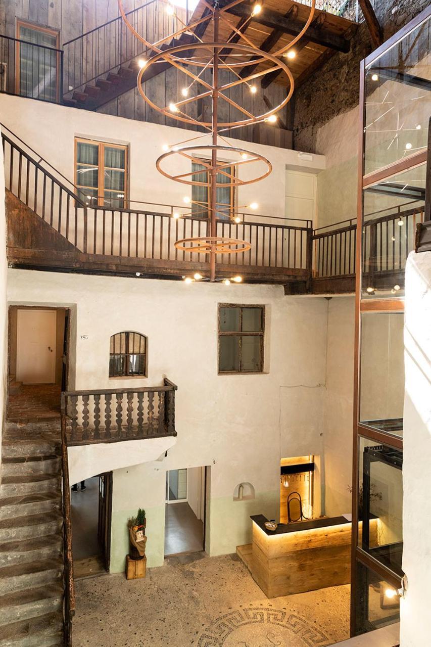 Roessl Bianco B&B&B Merano Bagian luar foto
