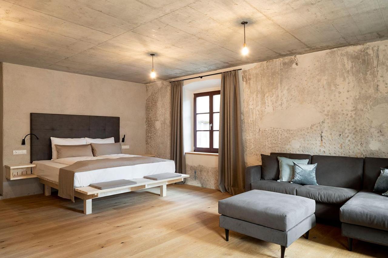 Roessl Bianco B&B&B Merano Bagian luar foto
