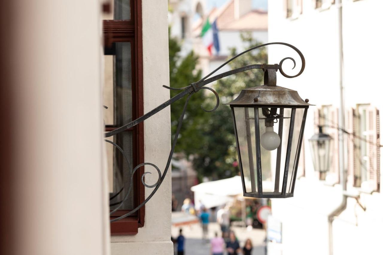 Roessl Bianco B&B&B Merano Bagian luar foto