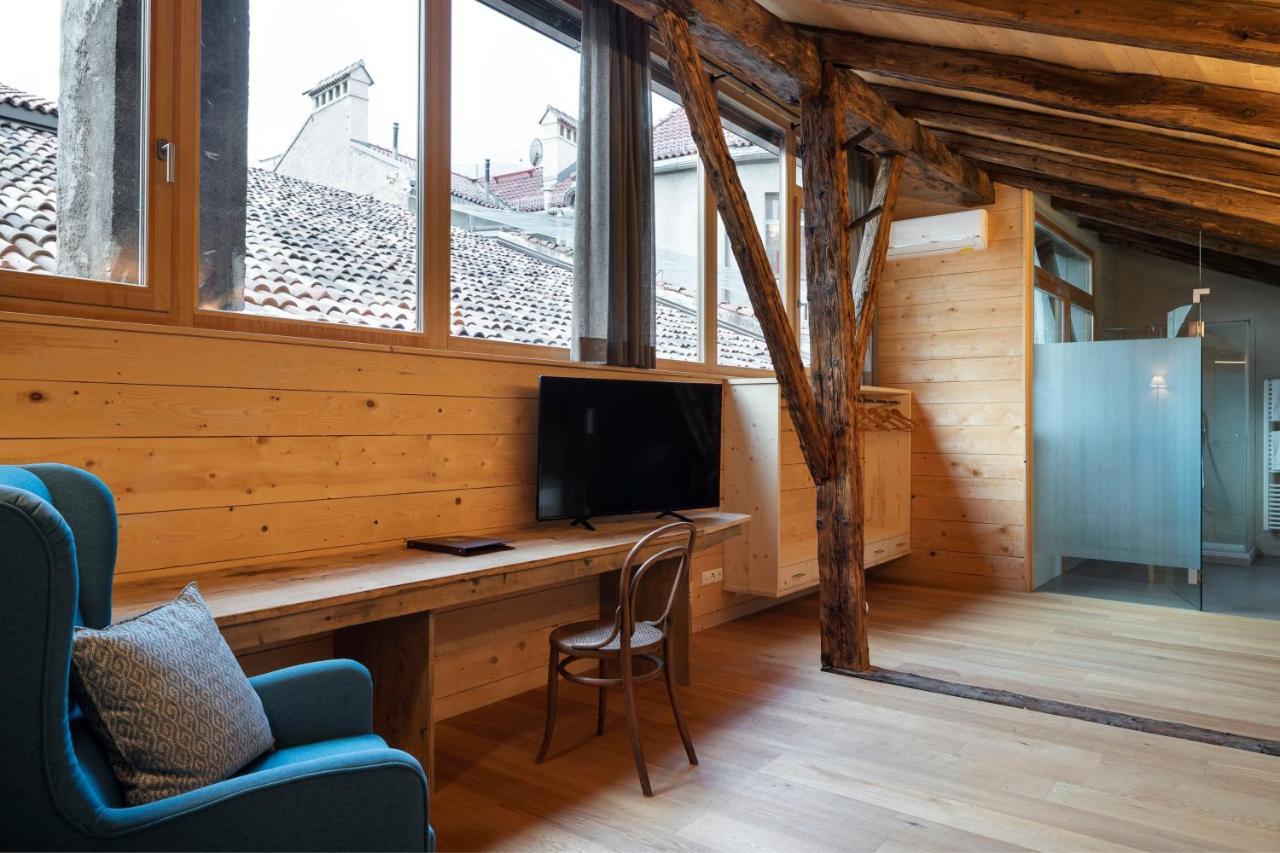 Roessl Bianco B&B&B Merano Bagian luar foto