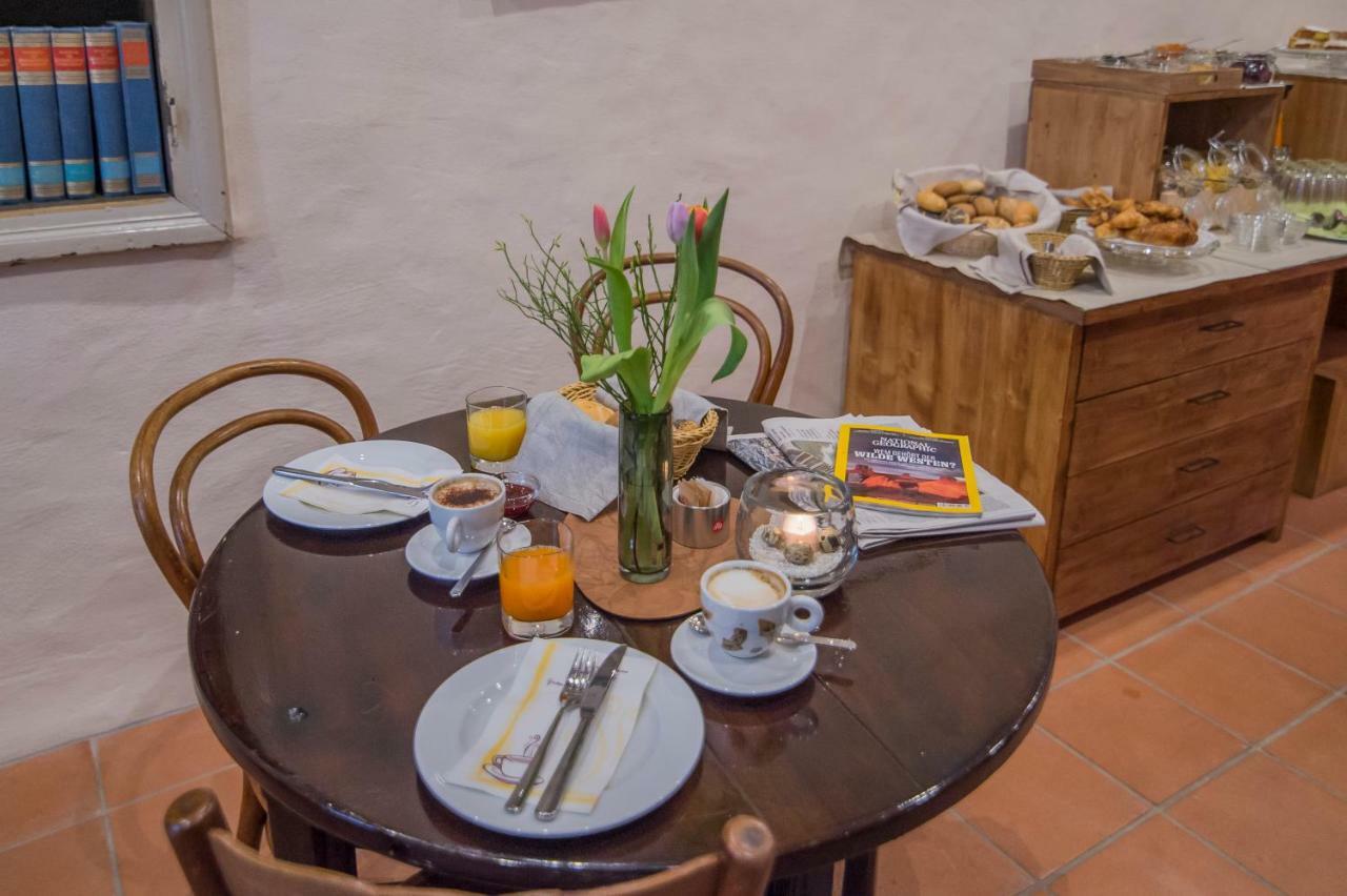 Roessl Bianco B&B&B Merano Bagian luar foto